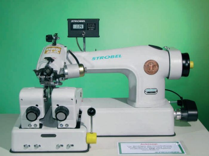 Masini cusatura ascunsa STROBEL K124